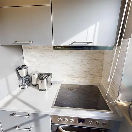 Munkhooger Wattkoje In Strandnaehe * Munkmarsch